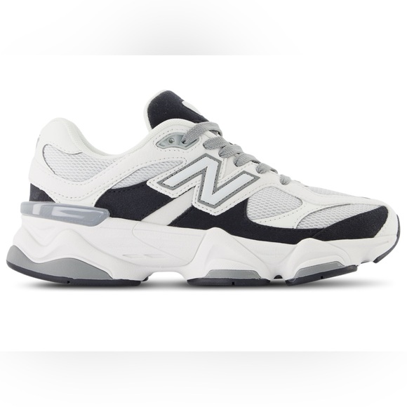 New Balance Shoes - New Balance 9060